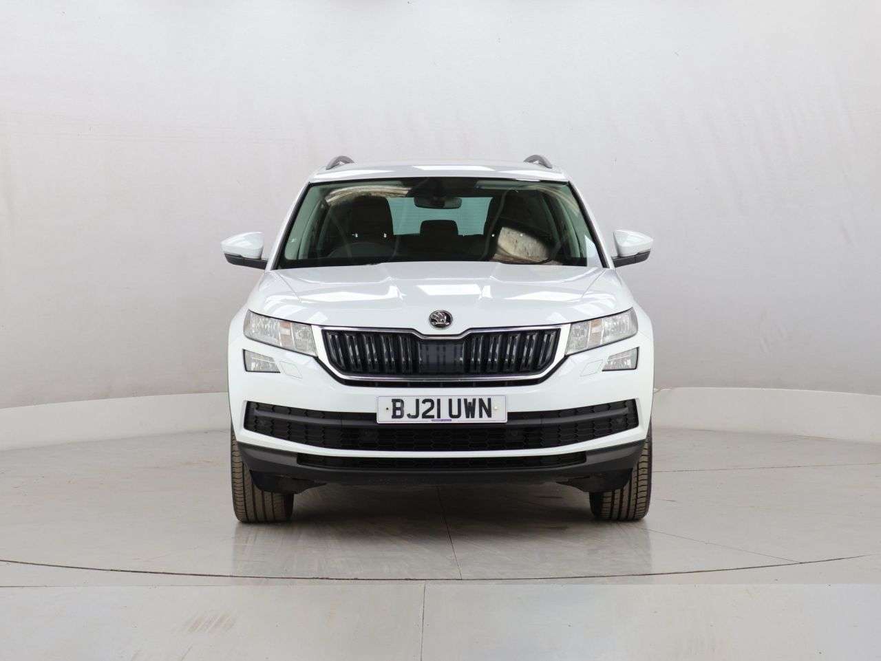 A 2021 SKODA KODIAQ 1.5 TSI ACT SE Drive SUV 5dr Petrol Manual Euro 6 (s/s) (7 Seat) (150 ps) A 2021 SKODA KODIAQ 1.5 TSI ACT SE Drive SUV 5dr Petrol Manual Euro 6 (s/s) (7 Seat) (150 ps)