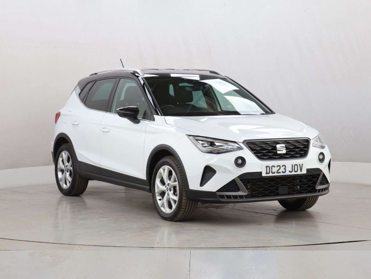 A 2023 SEAT ARONA 1.0 TSI FR SUV 5dr Petrol Manual Euro 6 (s/s) (110 ps) A 2023 SEAT ARONA 1.0 TSI FR SUV 5dr Petrol Manual Euro 6 (s/s) (110 ps)