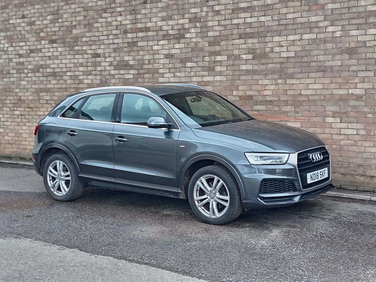 A 2018 AUDI Q3 1.4 TFSI CoD S line Edition SUV 5dr Petrol Manual Euro 6 (s/s) (150 ps) A 2018 AUDI Q3 1.4 TFSI CoD S line Edition SUV 5dr Petrol Manual Euro 6 (s/s) (150 ps)