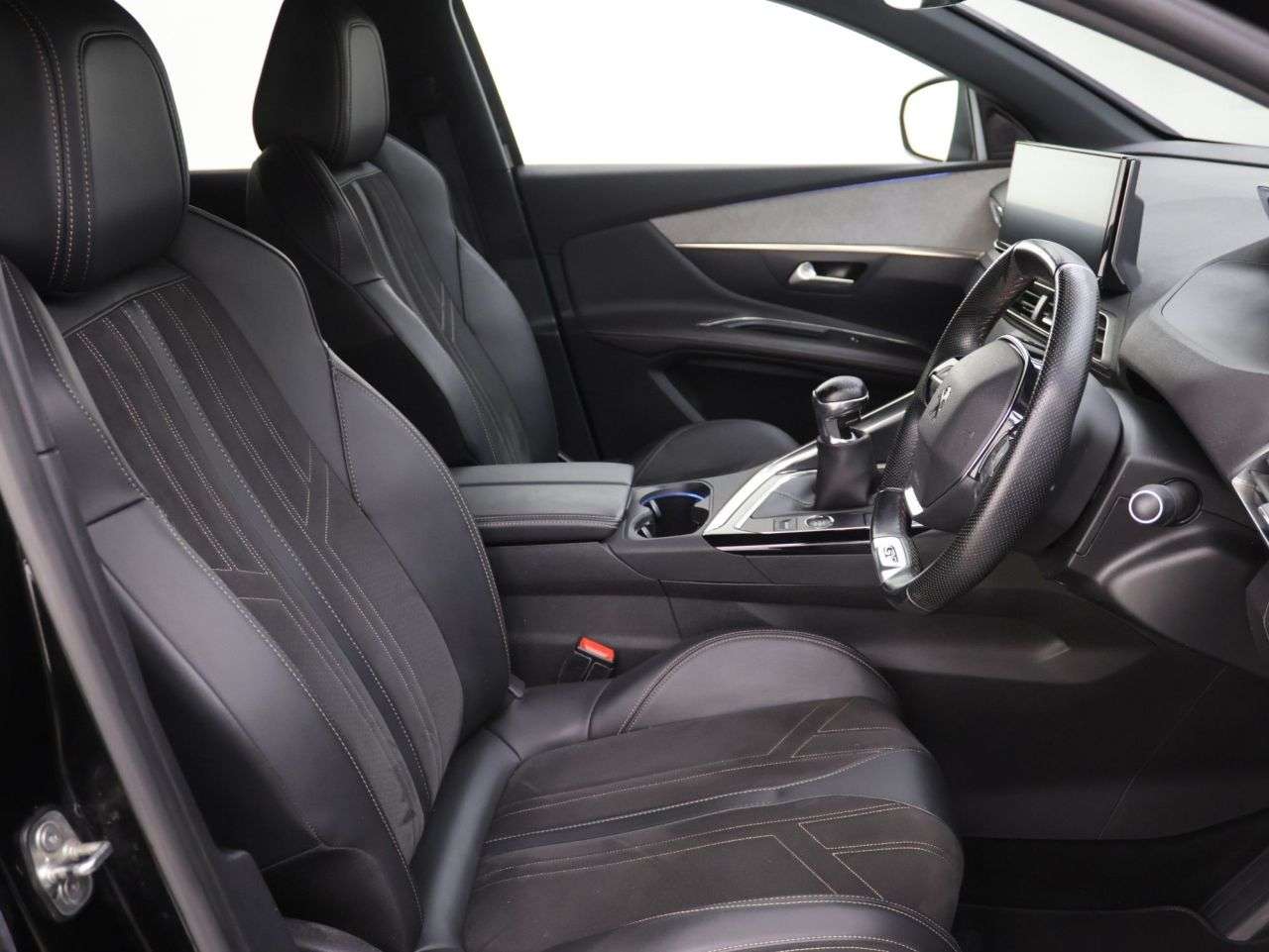 2021 PEUGEOT 3008 2021 PEUGEOT 3008