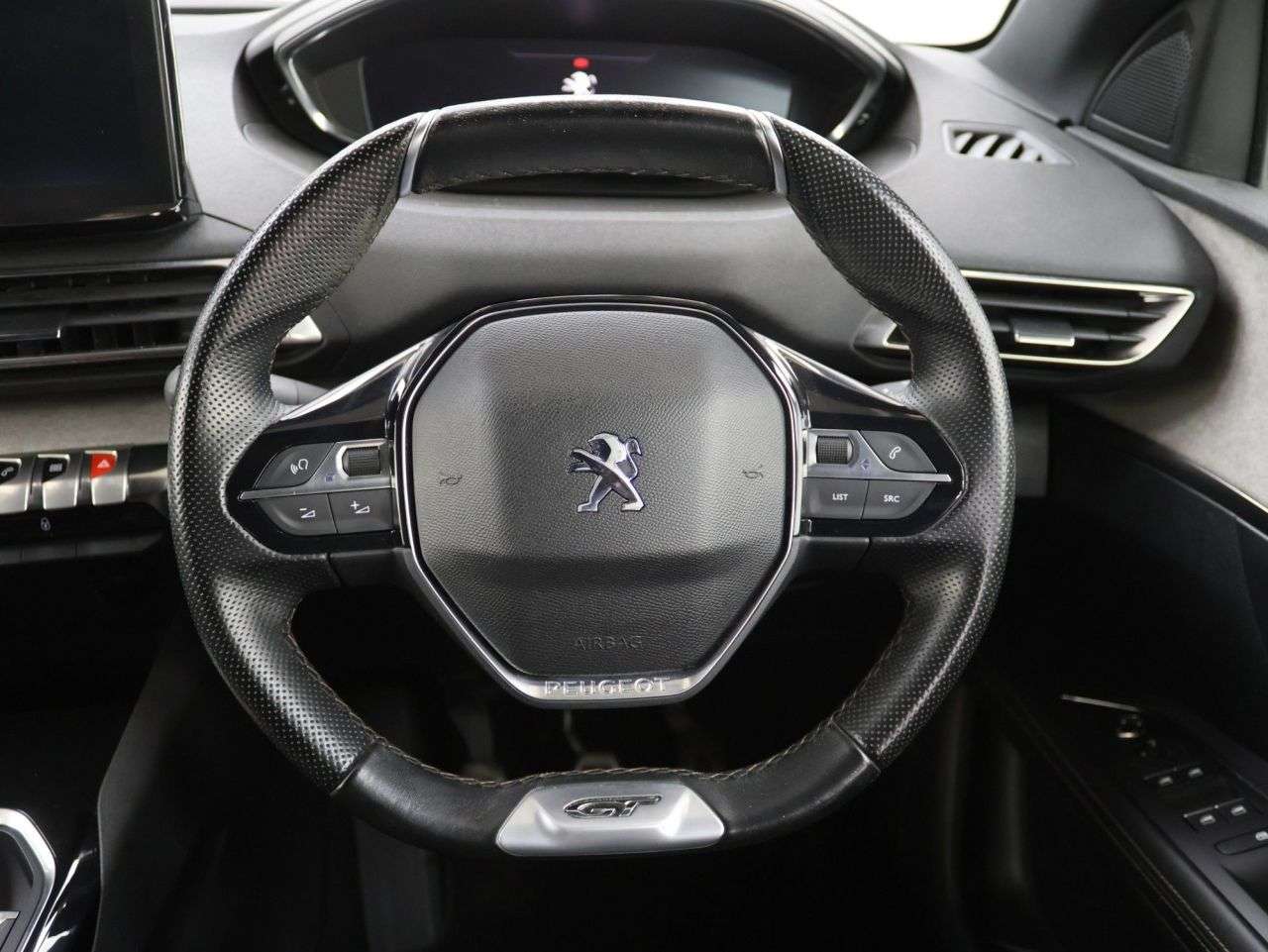 2021 PEUGEOT 3008 2021 PEUGEOT 3008