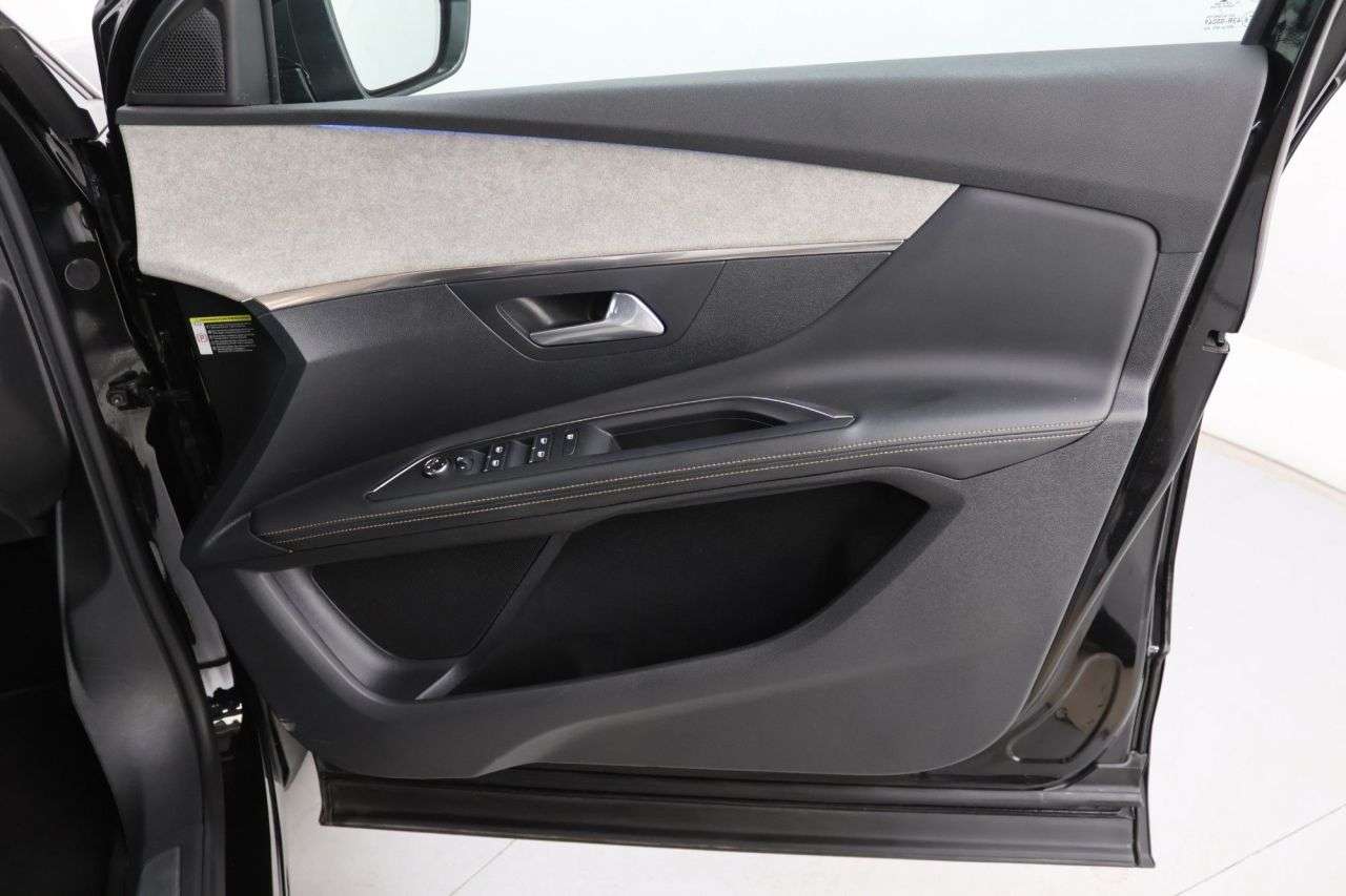 2021 PEUGEOT 3008 2021 PEUGEOT 3008