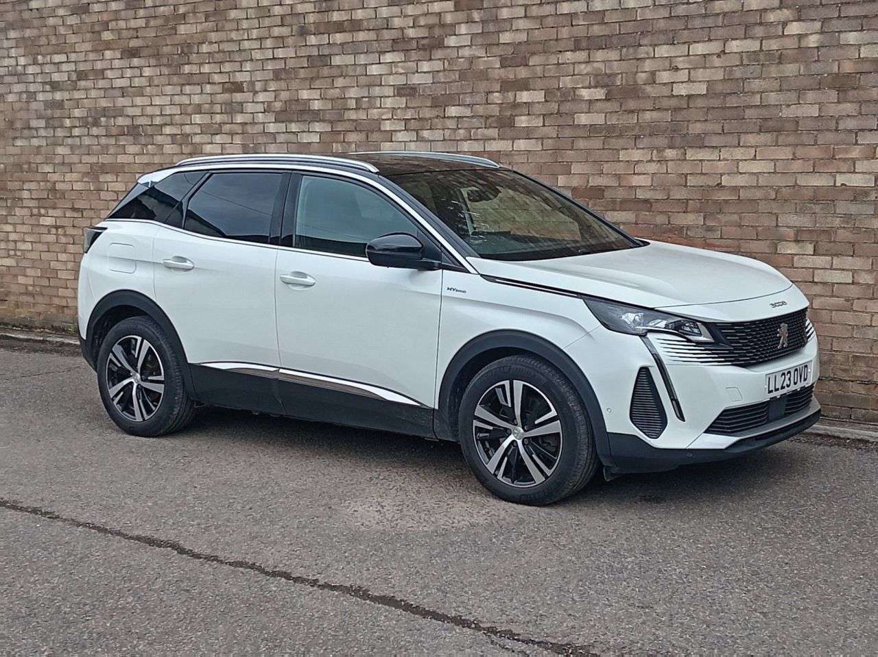 A 2023 PEUGEOT 3008 1.6 13.2kWh GT SUV 5dr Petrol Plug-in Hybrid e-EAT Euro 6 (s/s) (225 ps) A 2023 PEUGEOT 3008 1.6 13.2kWh GT SUV 5dr Petrol Plug-in Hybrid e-EAT Euro 6 (s/s) (225 ps)