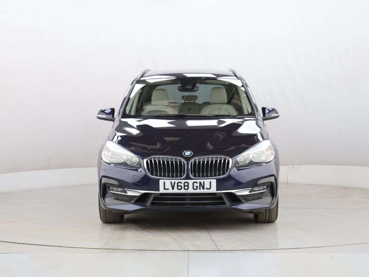 A 2018 BMW 2 SERIES GRAN TOURER 2.0 220d Luxury MPV 5dr Diesel Auto xDrive Euro 6 (s/s) (190 ps) A 2018 BMW 2 SERIES GRAN TOURER 2.0 220d Luxury MPV 5dr Diesel Auto xDrive Euro 6 (s/s) (190 ps)