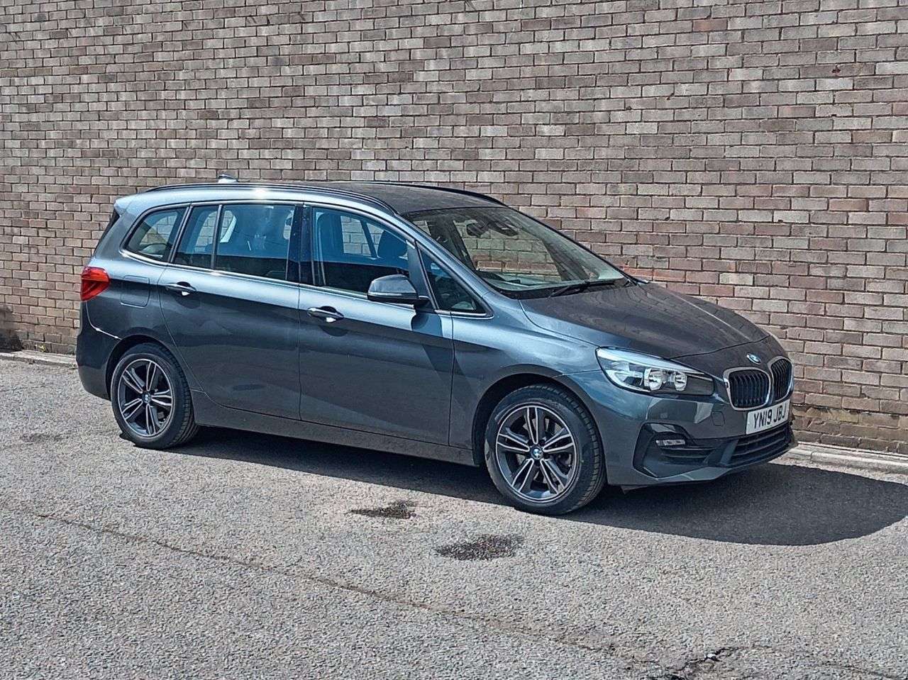 A 2019 BMW 2 SERIES GRAN TOURER 2.0 218d Sport MPV 5dr Diesel Auto Euro 6 (s/s) (150 ps) A 2019 BMW 2 SERIES GRAN TOURER 2.0 218d Sport MPV 5dr Diesel Auto Euro 6 (s/s) (150 ps)
