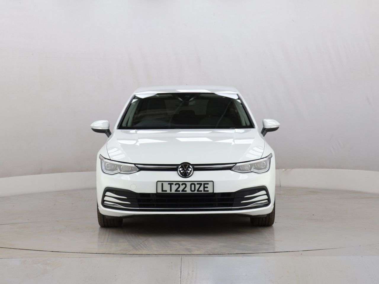 A 2022 VOLKSWAGEN GOLF 1.5 eTSI MHEV Style Hatchback 5dr Petrol Hybrid DSG Euro 6 (s/s) (150 ps) A 2022 VOLKSWAGEN GOLF 1.5 eTSI MHEV Style Hatchback 5dr Petrol Hybrid DSG Euro 6 (s/s) (150 ps)