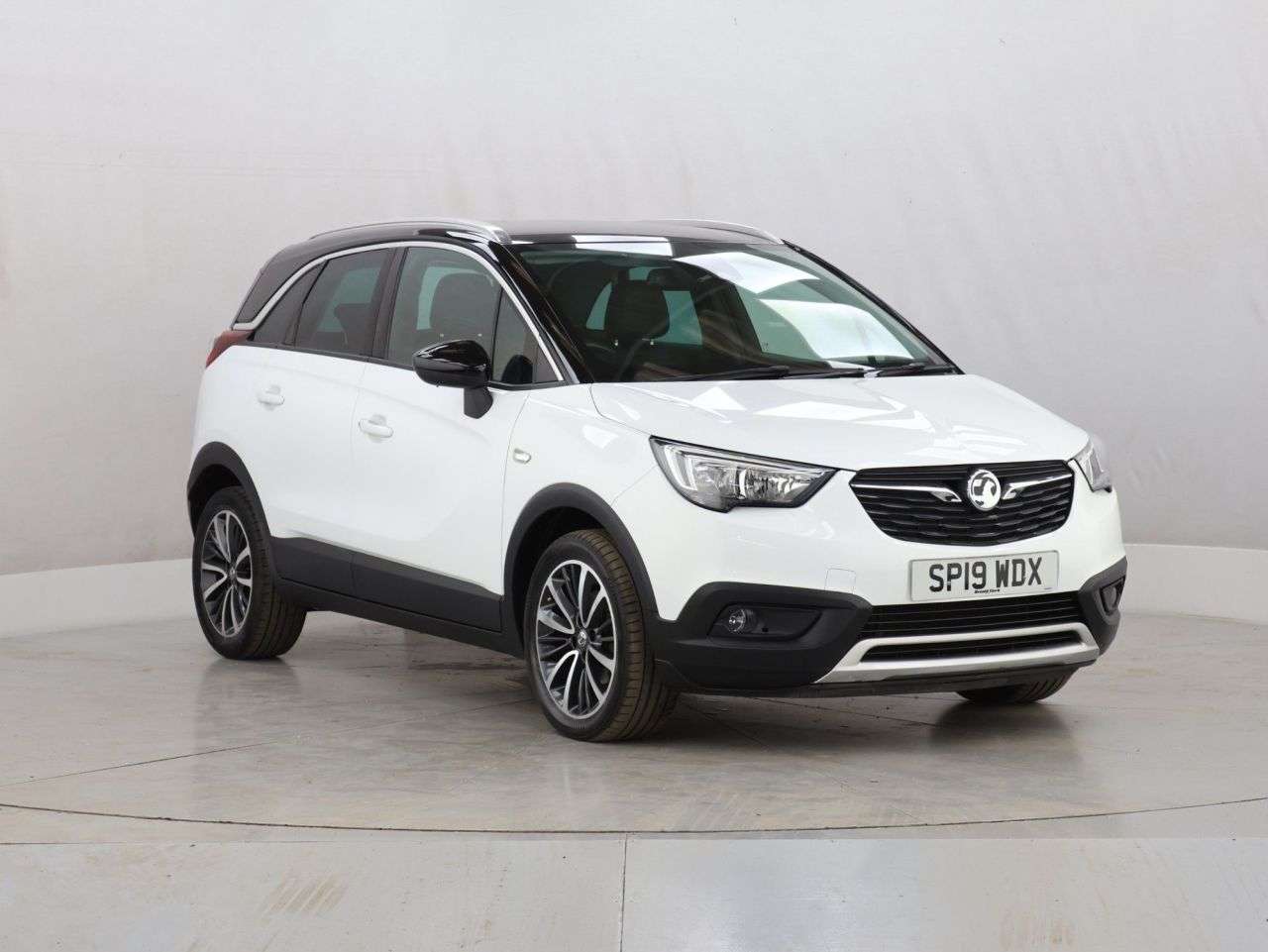 A 2019 VAUXHALL CROSSLAND X 1.2 Turbo GPF Elite Nav SUV 5dr Petrol Auto Euro 6 (s/s) (110 ps) A 2019 VAUXHALL CROSSLAND X 1.2 Turbo GPF Elite Nav SUV 5dr Petrol Auto Euro 6 (s/s) (110 ps)