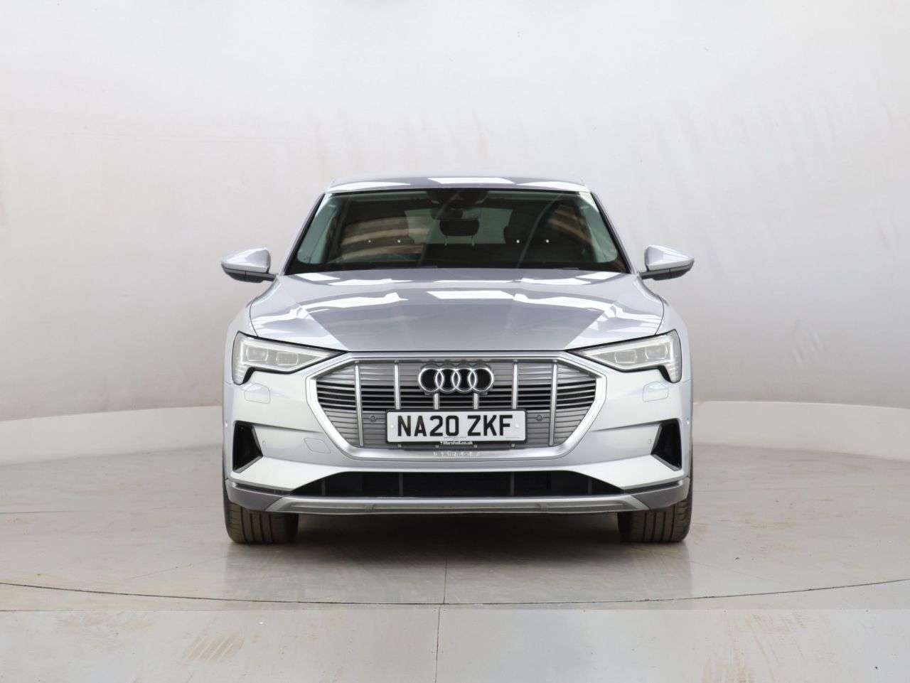 A 2020 AUDI E-TRON 50 Technik SUV 5dr Electric Auto quattro 71.2kWh (313 ps) A 2020 AUDI E-TRON 50 Technik SUV 5dr Electric Auto quattro 71.2kWh (313 ps)