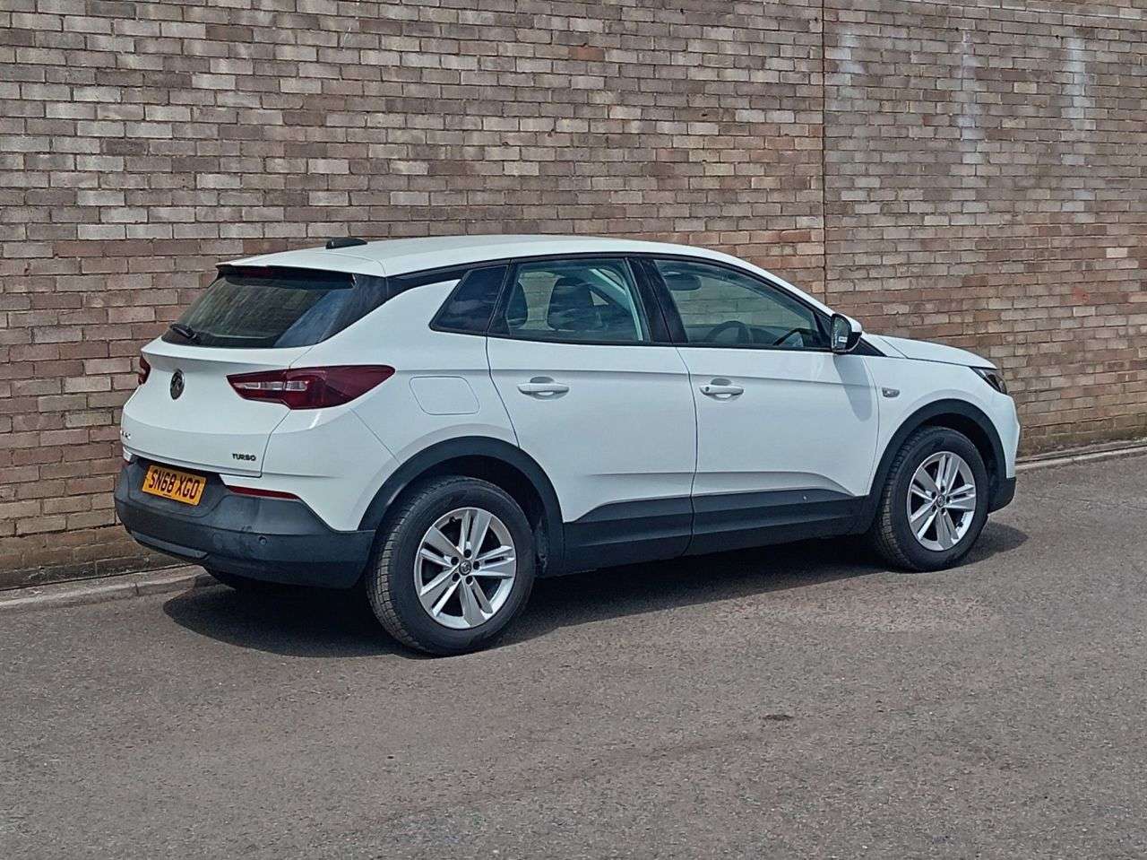A 2018 VAUXHALL GRANDLAND X 1.2 Turbo SE SUV 5dr Petrol Manual Euro 6 (s/s) (130 ps) A 2018 VAUXHALL GRANDLAND X 1.2 Turbo SE SUV 5dr Petrol Manual Euro 6 (s/s) (130 ps)