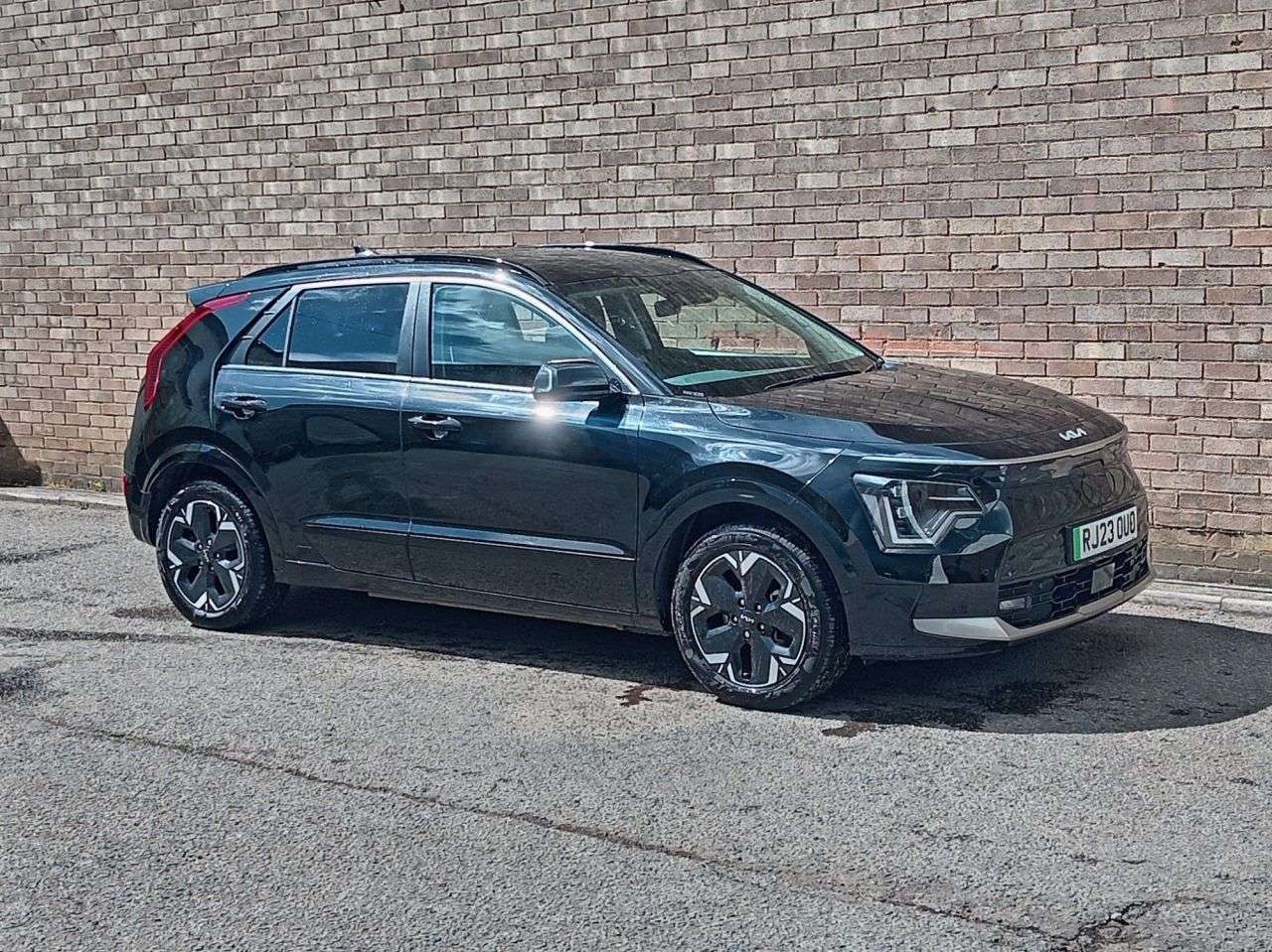 A 2023 KIA NIRO 64.8kWh 3 SUV 5dr Electric Auto (201 bhp) A 2023 KIA NIRO 64.8kWh 3 SUV 5dr Electric Auto (201 bhp)