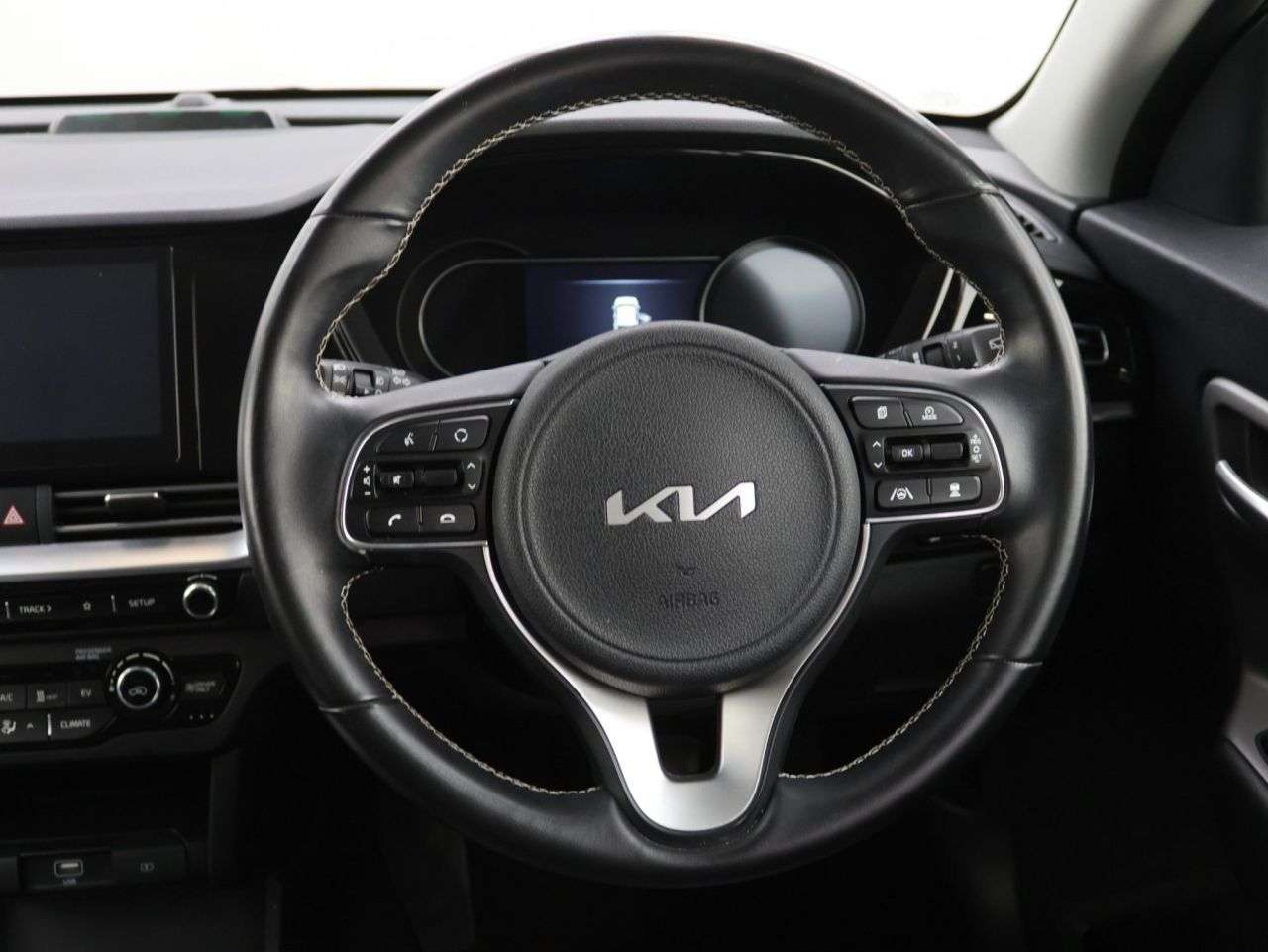 2022 KIA NIRO 2022 KIA NIRO