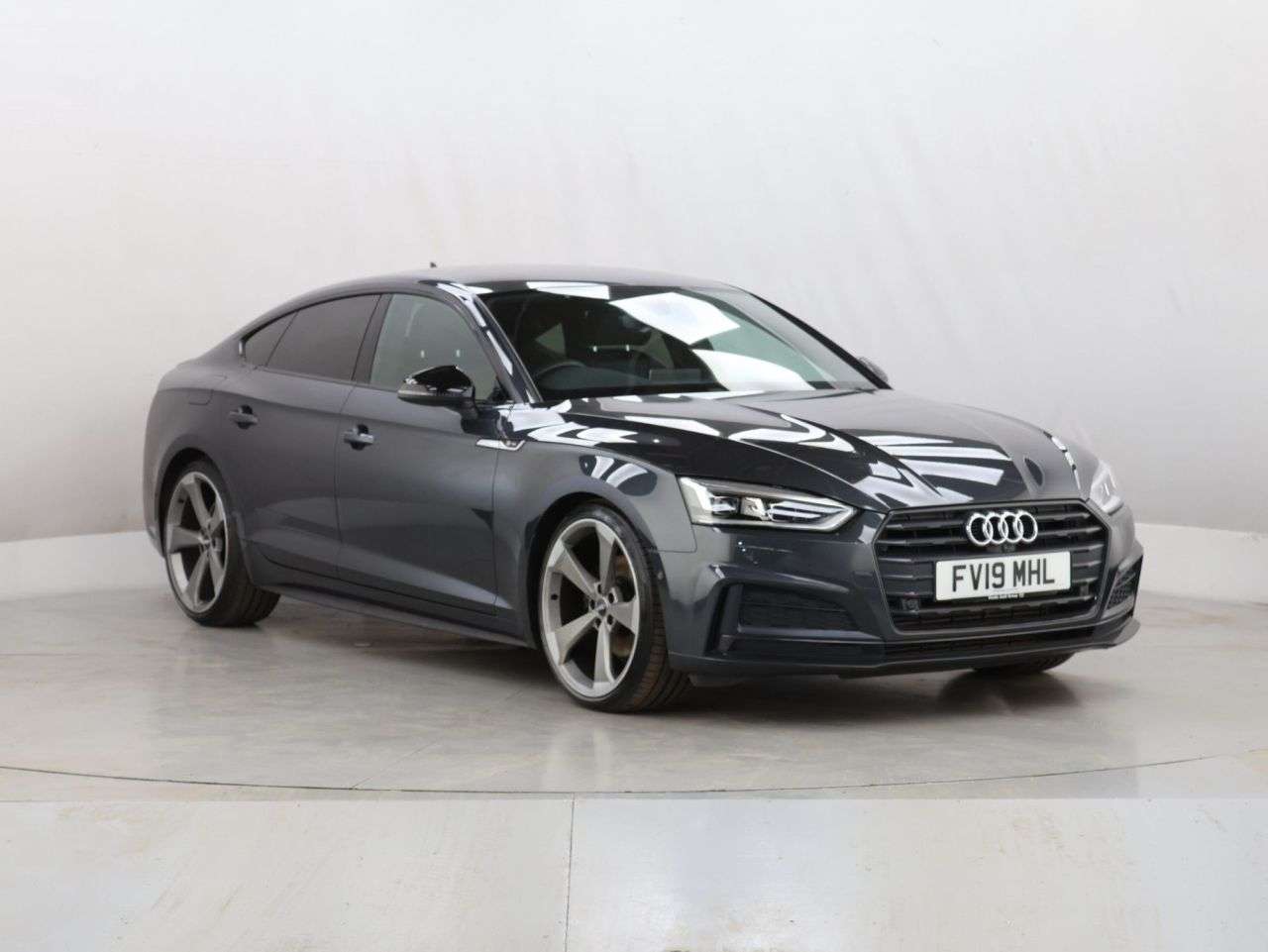 A 2019 AUDI A5 2.0 TFSI 35 Black Edition Sportback 5dr Petrol S Tronic Euro 6 (s/s) (150 p A 2019 AUDI A5 2.0 TFSI 35 Black Edition Sportback 5dr Petrol S Tronic Euro 6 (s/s) (150 p