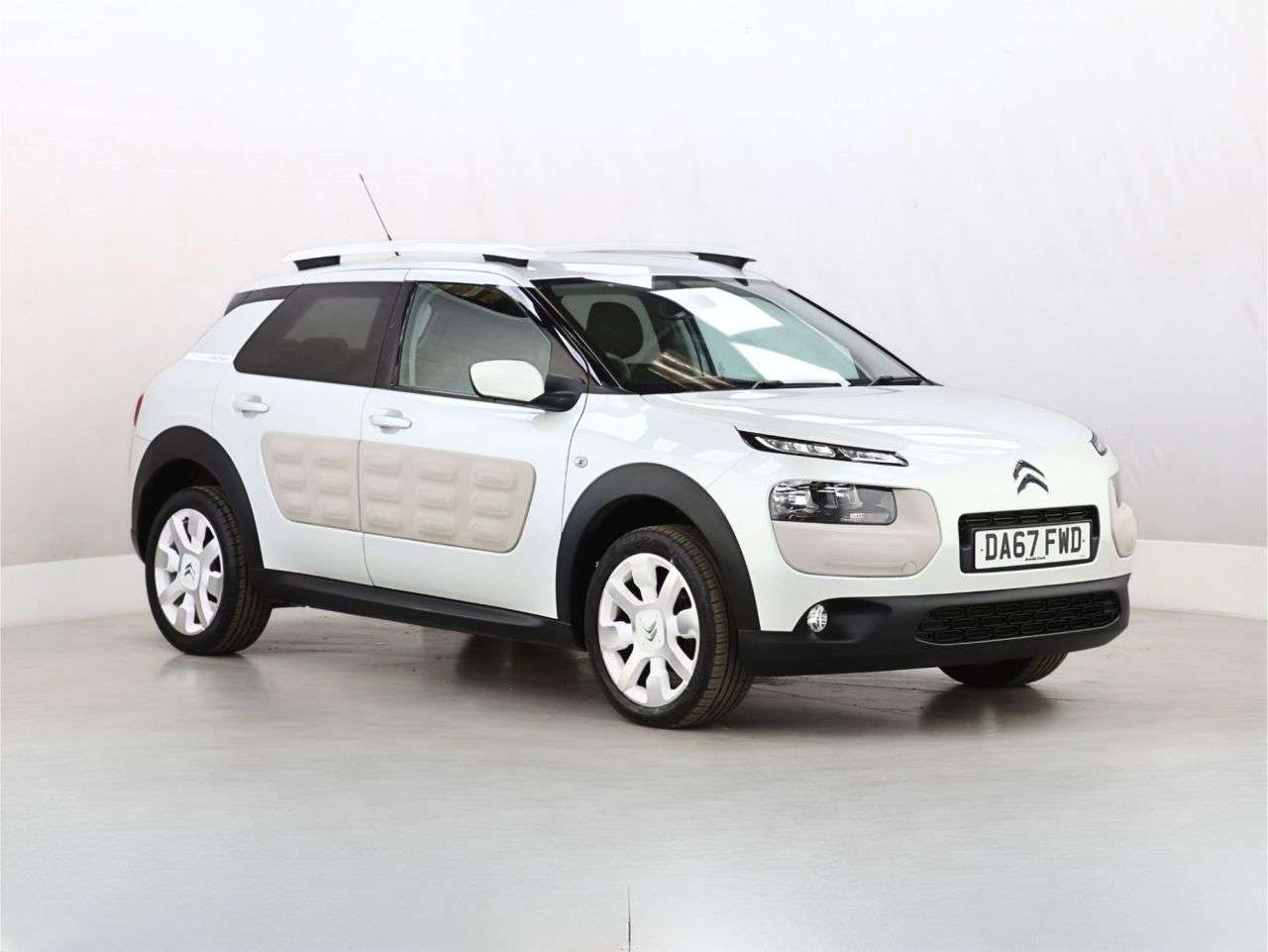 A 2017 CITROEN C4 CACTUS 1.2 PureTech W Hatchback 5dr Petrol Manual Euro 6 (s/s) (110 ps) A 2017 CITROEN C4 CACTUS 1.2 PureTech W Hatchback 5dr Petrol Manual Euro 6 (s/s) (110 ps)