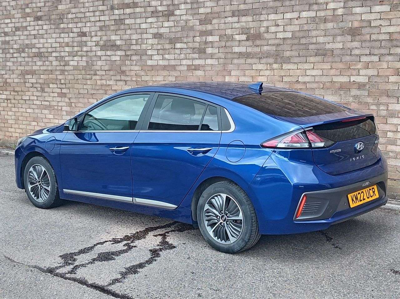 2022 HYUNDAI IONIQ 2022 HYUNDAI IONIQ