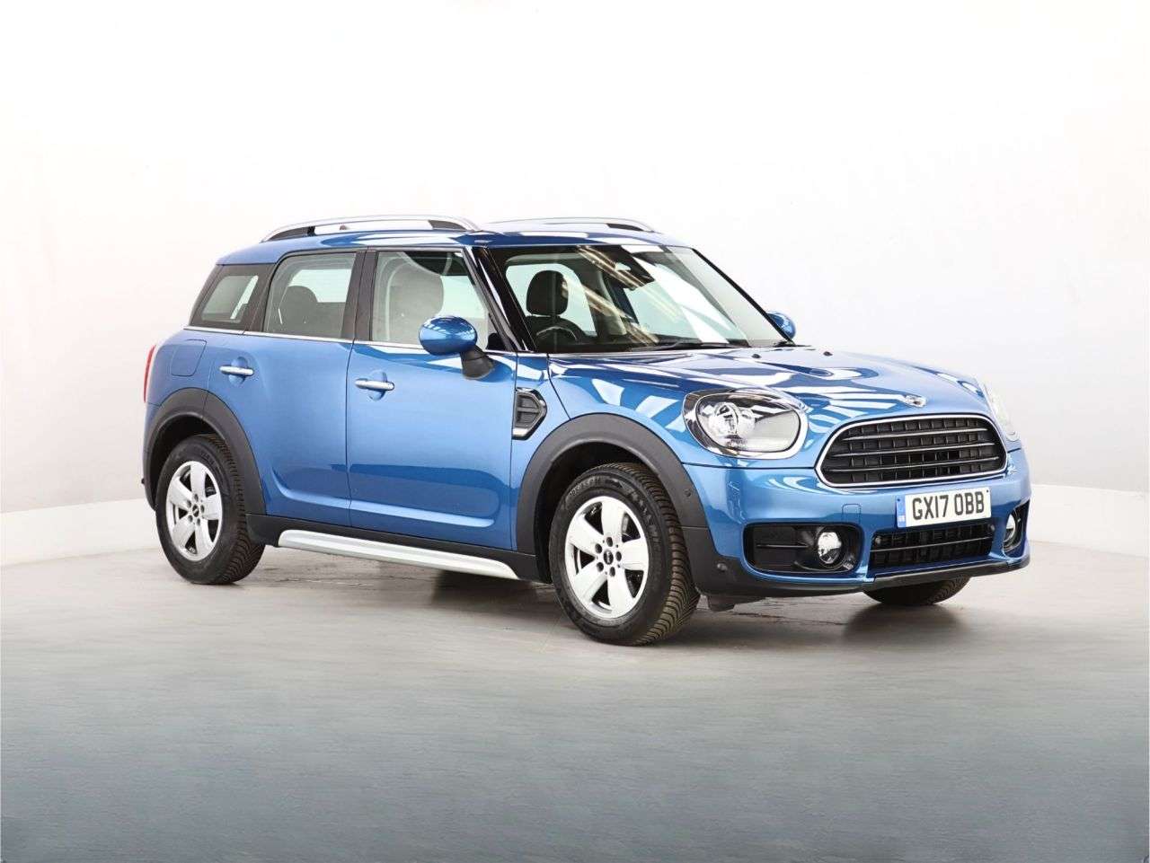 A 2017 MINI COUNTRYMAN 2.0 Cooper D SUV 5dr Diesel Auto Euro 6 (s/s) (150 ps) A 2017 MINI COUNTRYMAN 2.0 Cooper D SUV 5dr Diesel Auto Euro 6 (s/s) (150 ps)