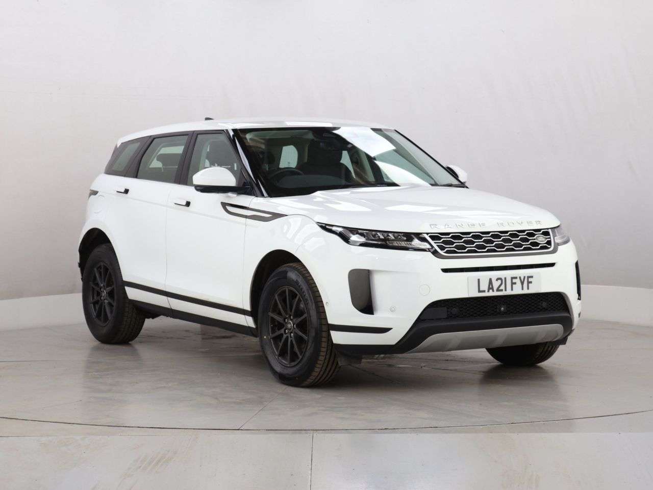 A 2021 LAND ROVER RANGE ROVER EVOQUE 2.0 D165 SUV 5dr Diesel Manual FWD Euro 6 (s/s) (163 ps) A 2021 LAND ROVER RANGE ROVER EVOQUE 2.0 D165 SUV 5dr Diesel Manual FWD Euro 6 (s/s) (163 ps)
