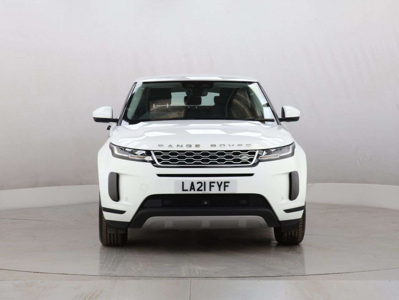 A 2021 LAND ROVER RANGE ROVER EVOQUE 2.0 D165 SUV 5dr Diesel Manual FWD Euro 6 (s/s) (163 ps) A 2021 LAND ROVER RANGE ROVER EVOQUE 2.0 D165 SUV 5dr Diesel Manual FWD Euro 6 (s/s) (163 ps)