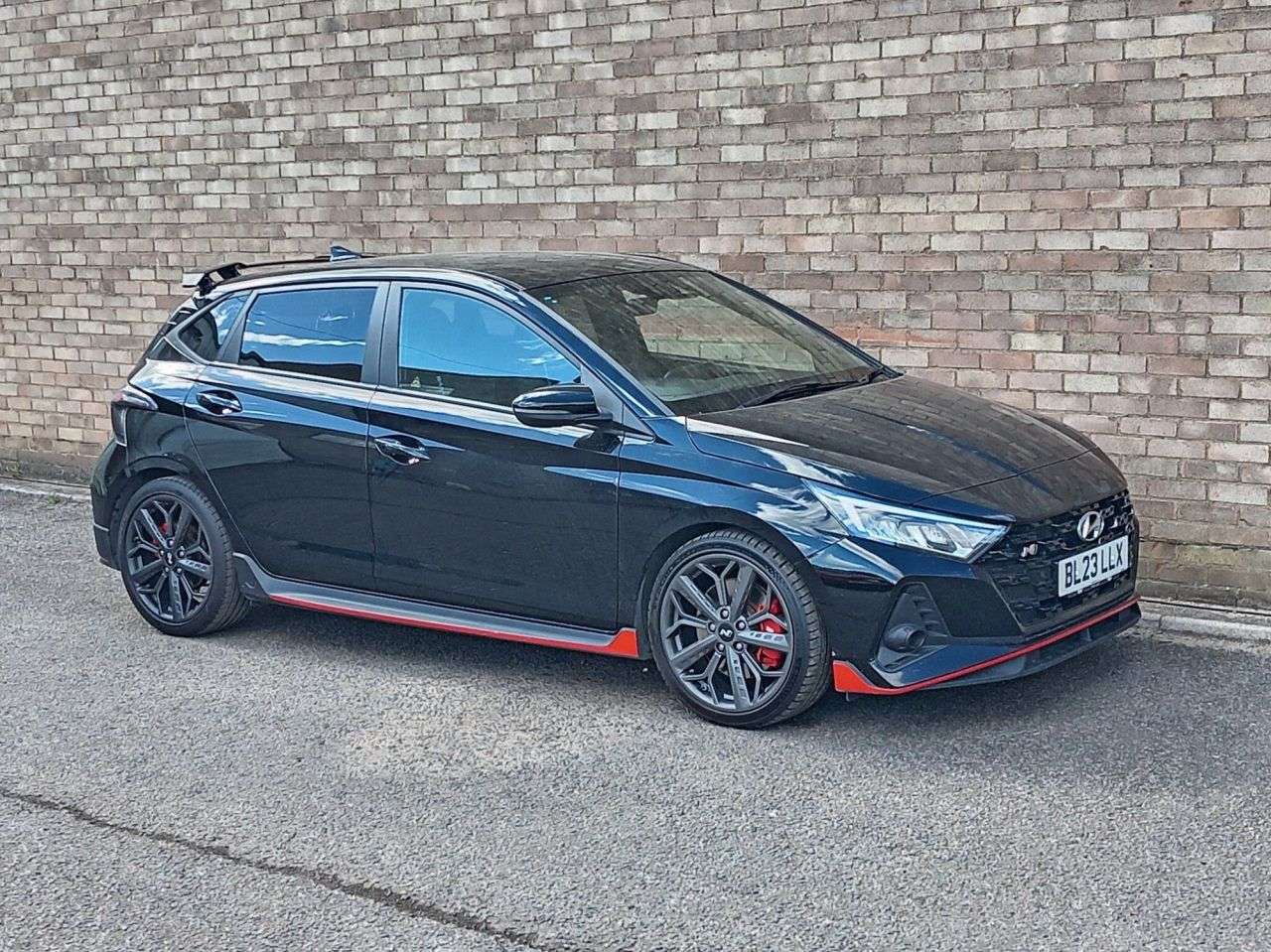 A 2023 HYUNDAI I20 1.6 T-GDi N Hatchback 5dr Petrol Manual Euro 6 (s/s) (204 ps) A 2023 HYUNDAI I20 1.6 T-GDi N Hatchback 5dr Petrol Manual Euro 6 (s/s) (204 ps)
