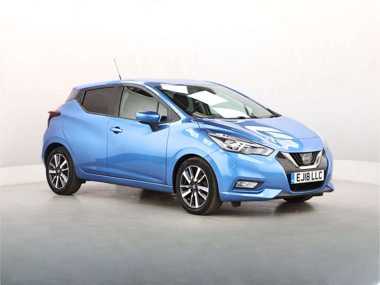 A 2018 NISSAN MICRA 0.9 IG-T N-Connecta Hatchback 5dr Petrol Manual Euro 6 (s/s) (90 ps) A 2018 NISSAN MICRA 0.9 IG-T N-Connecta Hatchback 5dr Petrol Manual Euro 6 (s/s) (90 ps)