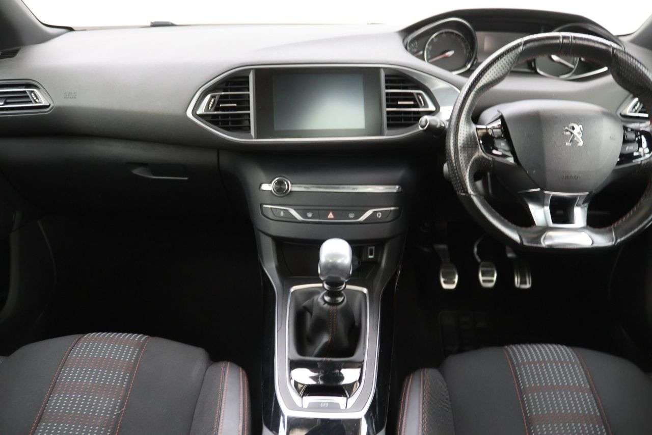 2017 PEUGEOT 308 2017 PEUGEOT 308