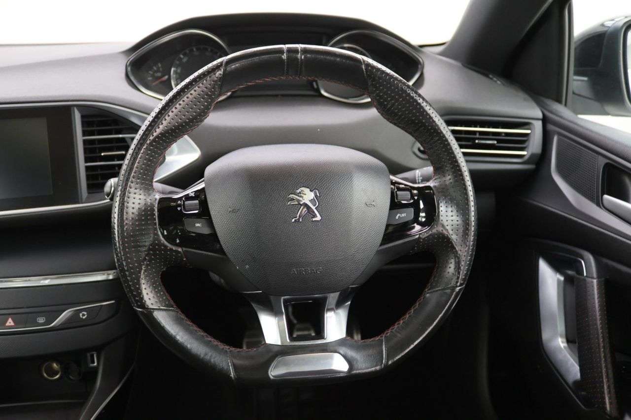 2017 PEUGEOT 308 2017 PEUGEOT 308