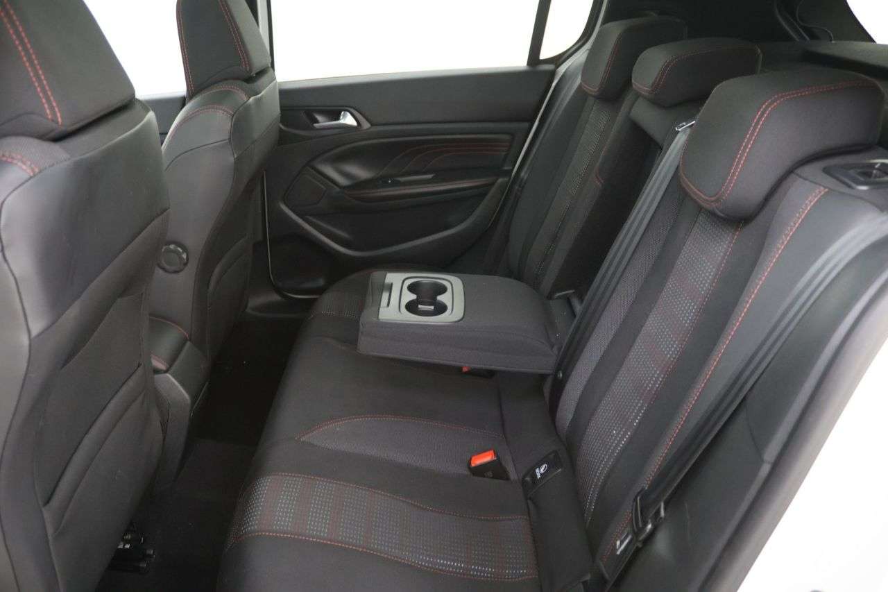 2017 PEUGEOT 308 2017 PEUGEOT 308