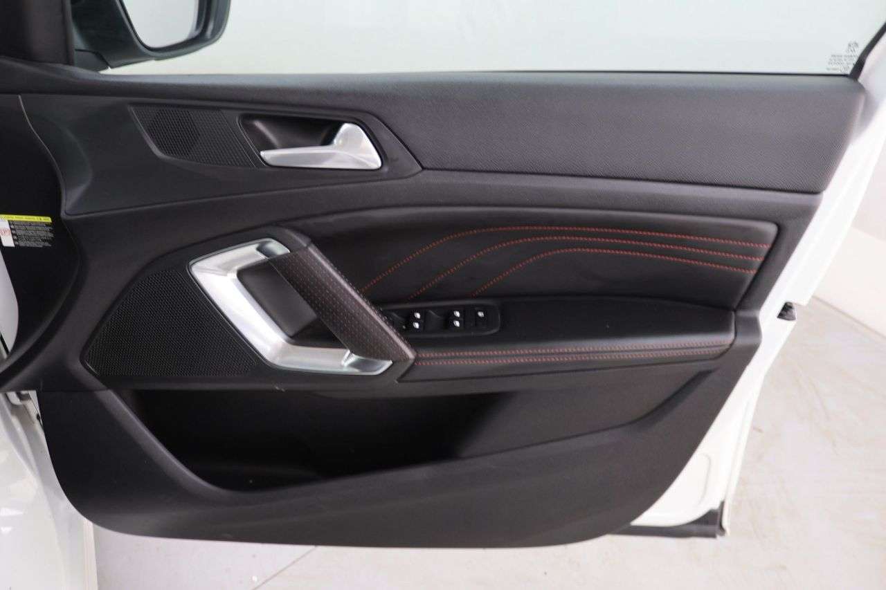 2017 PEUGEOT 308 2017 PEUGEOT 308