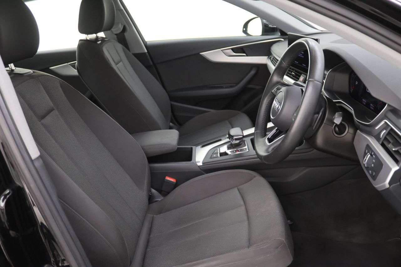 2022 AUDI A4 2022 AUDI A4