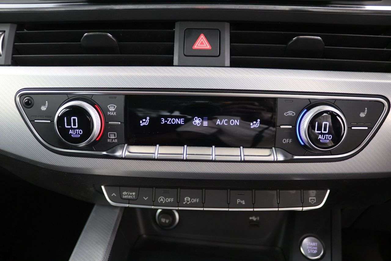 2022 AUDI A4 2022 AUDI A4