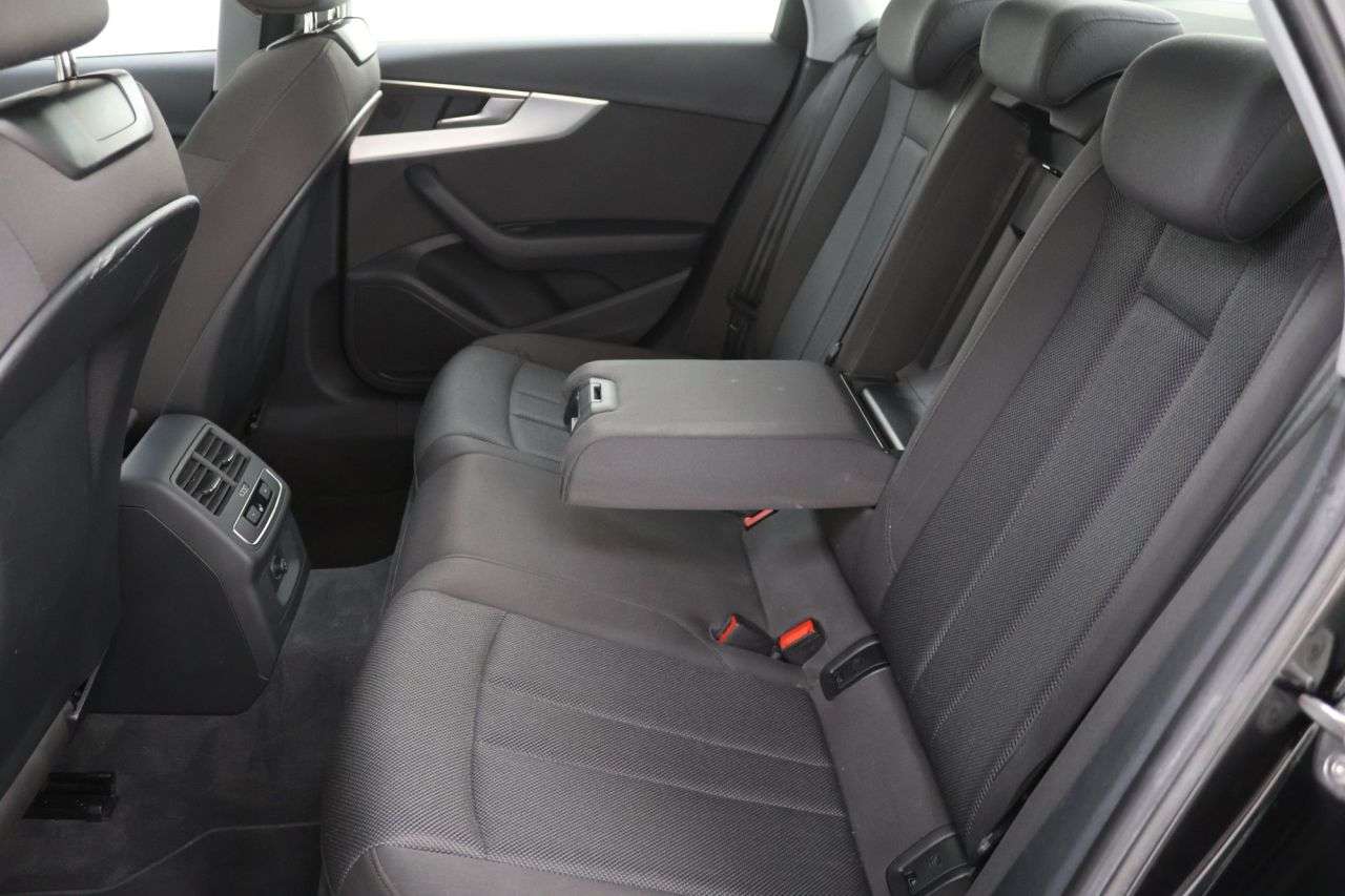 2022 AUDI A4 2022 AUDI A4