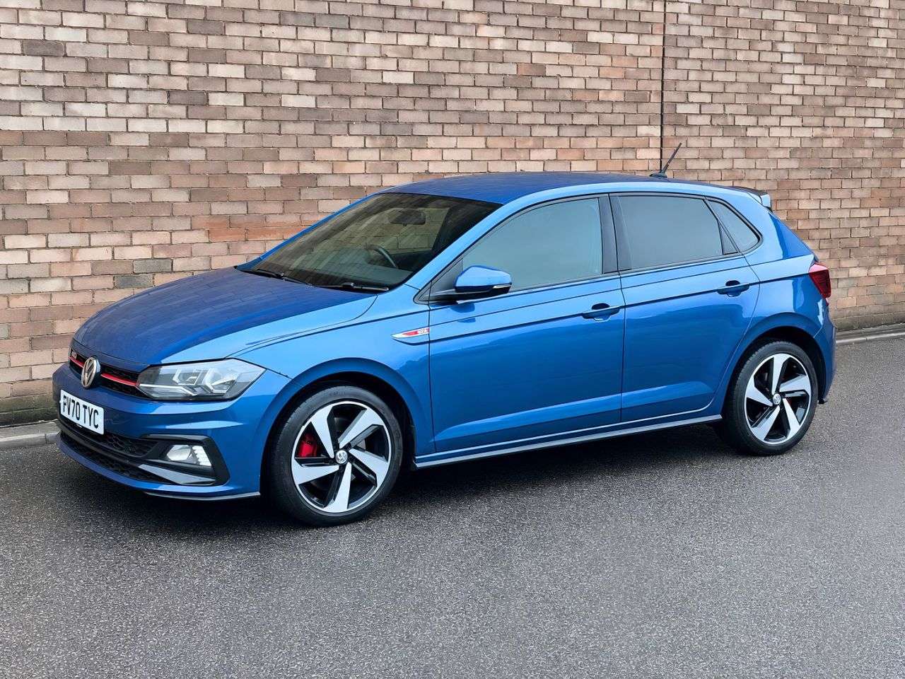 A 2020 VOLKSWAGEN POLO 2.0 TSI GTI Hatchback 5dr Petrol DSG Euro 6 (s/s) (207 ps) A 2020 VOLKSWAGEN POLO 2.0 TSI GTI Hatchback 5dr Petrol DSG Euro 6 (s/s) (207 ps)