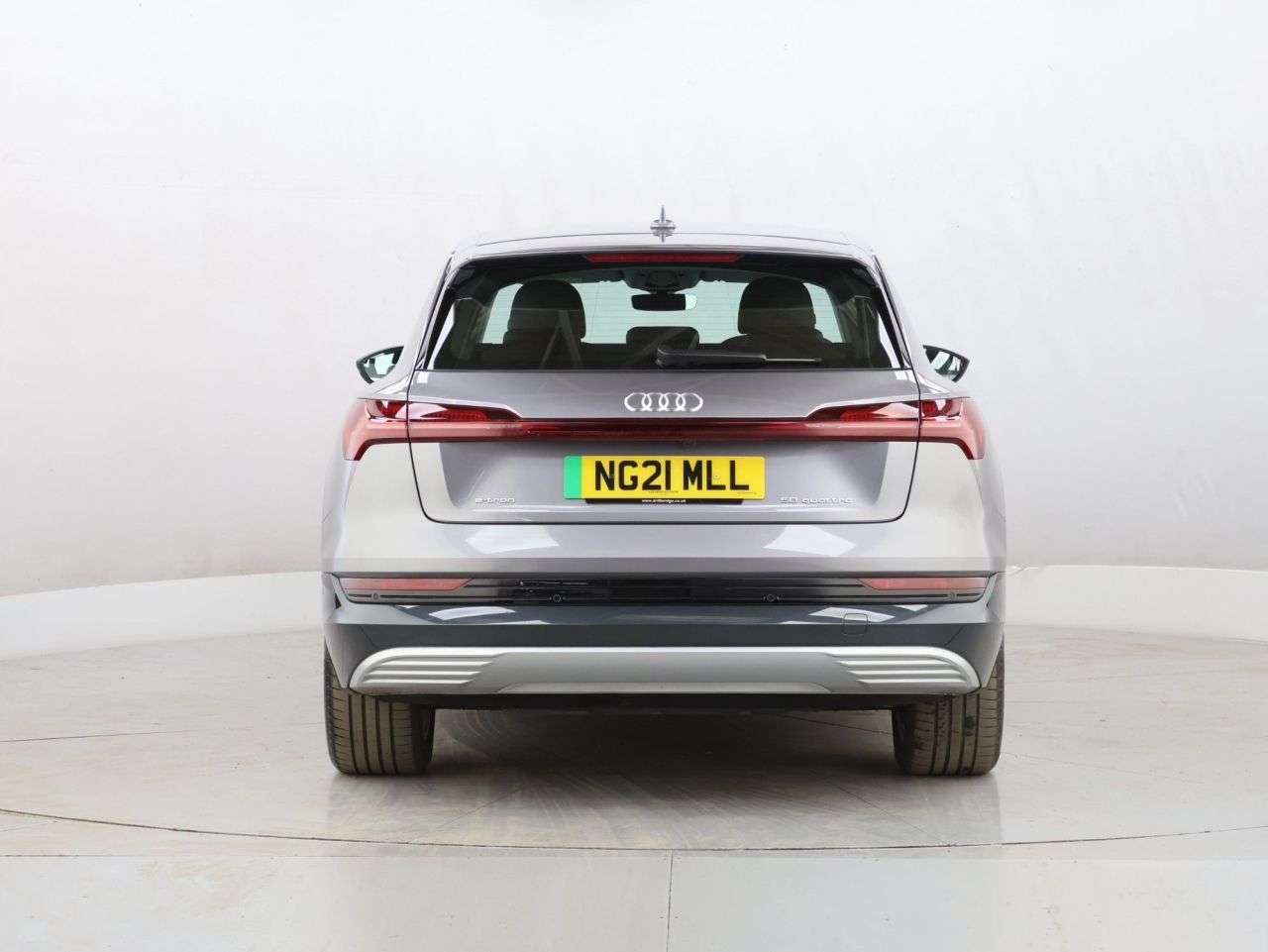 2021 AUDI E-TRON 2021 AUDI E-TRON