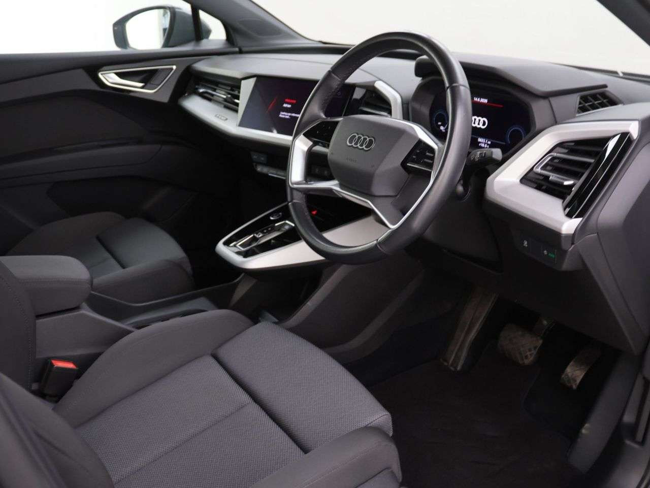 2023 AUDI Q4 E-TRON 2023 AUDI Q4 E-TRON
