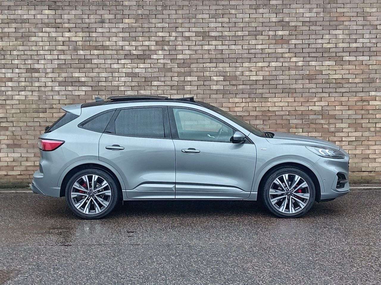 2021 FORD KUGA 2021 FORD KUGA