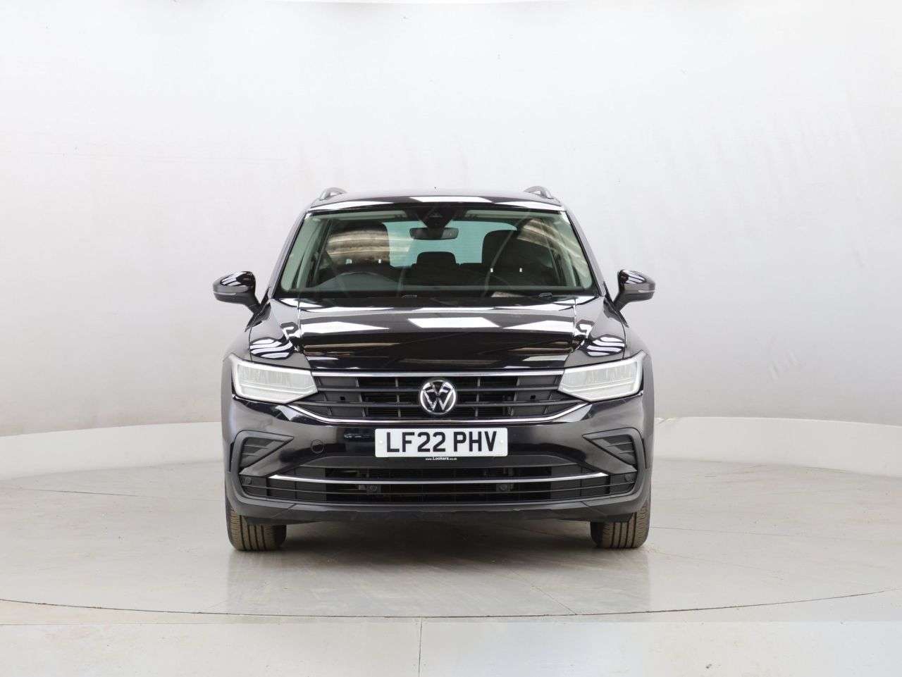 A 2022 VOLKSWAGEN TIGUAN 1.5 TSI Active SUV 5dr Petrol DSG Euro 6 (s/s) (150 ps) A 2022 VOLKSWAGEN TIGUAN 1.5 TSI Active SUV 5dr Petrol DSG Euro 6 (s/s) (150 ps)