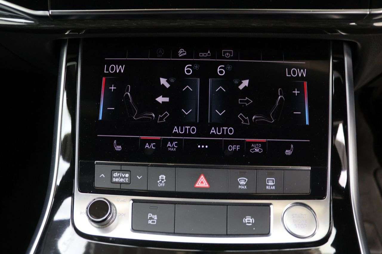 2020 AUDI Q7 2020 AUDI Q7