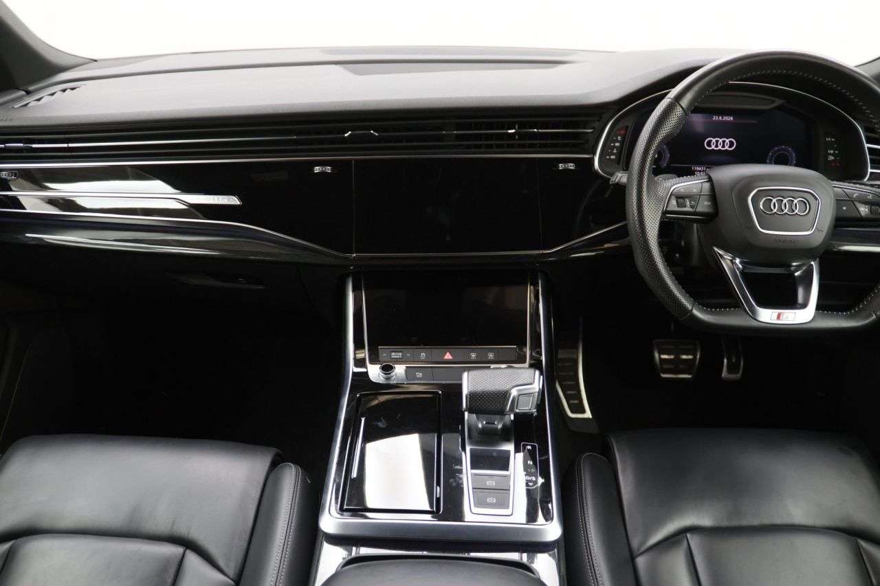 2020 AUDI Q7 2020 AUDI Q7