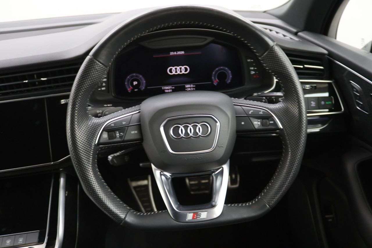 2020 AUDI Q7 2020 AUDI Q7