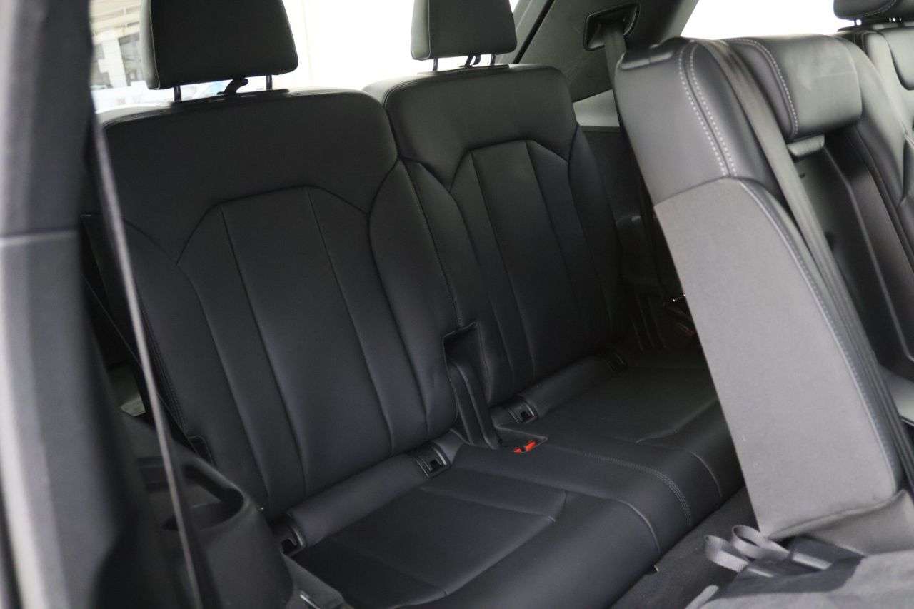 2020 AUDI Q7 2020 AUDI Q7