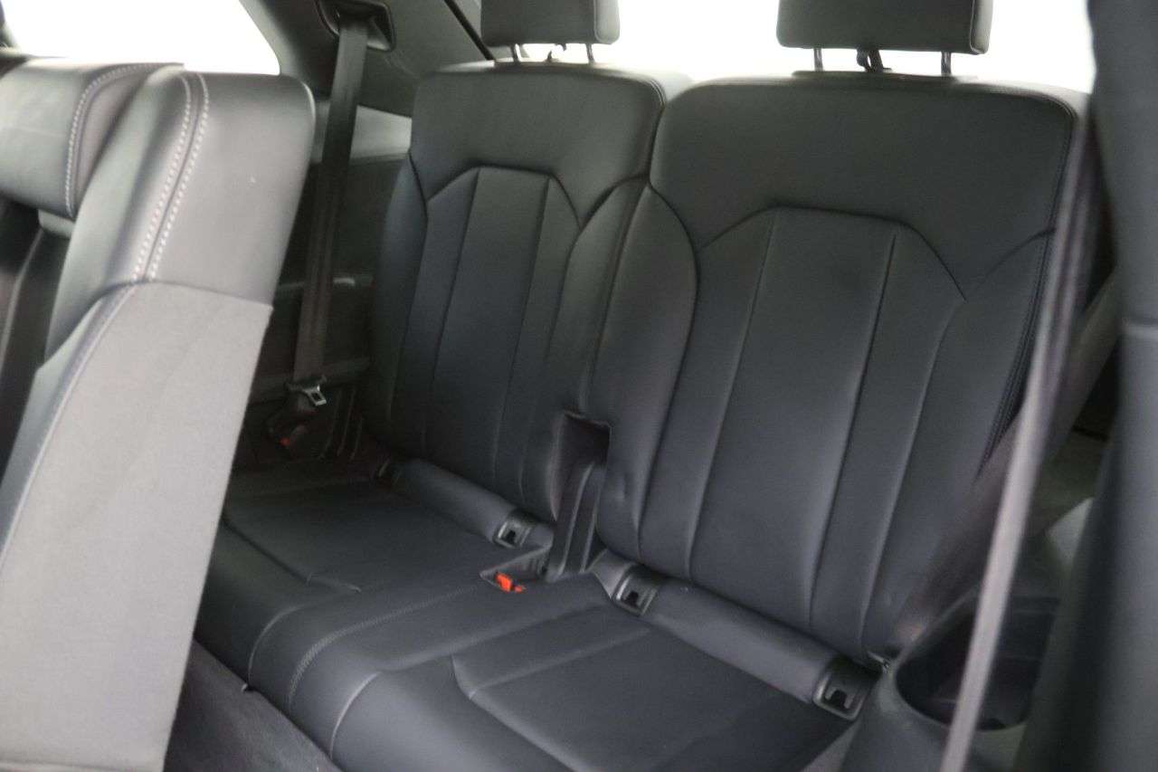 2020 AUDI Q7 2020 AUDI Q7