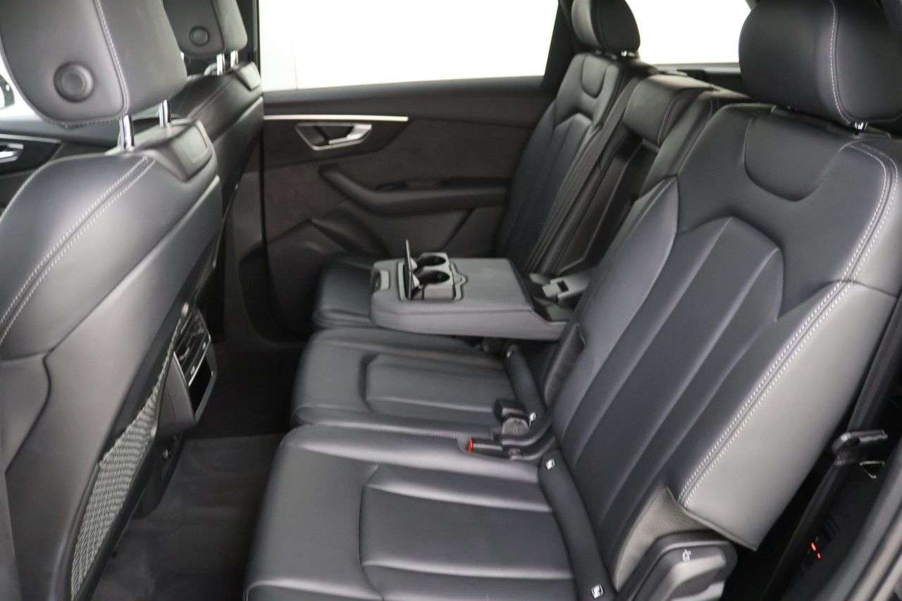 2020 AUDI Q7 2020 AUDI Q7