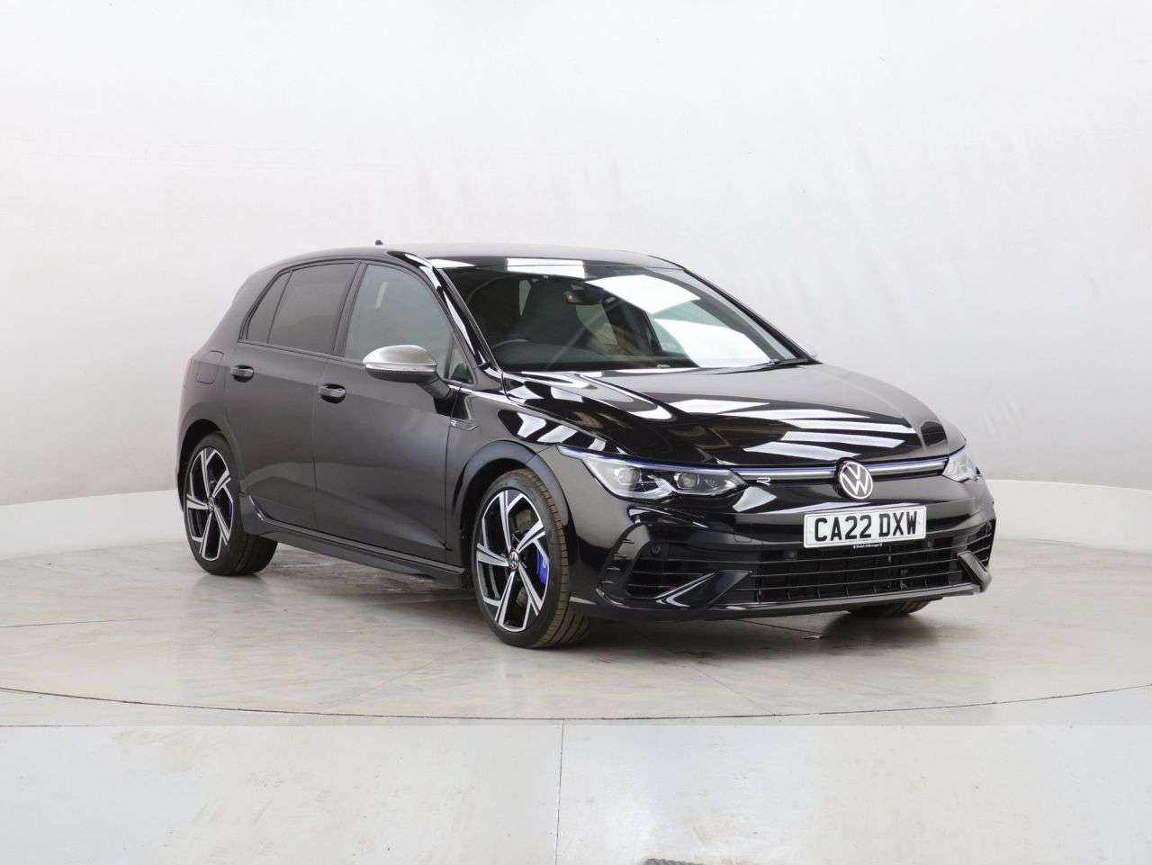 A 2022 VOLKSWAGEN GOLF 2.0 TSI R Hatchback 5dr Petrol DSG 4Motion Euro 6 (s/s) (320 ps) A 2022 VOLKSWAGEN GOLF 2.0 TSI R Hatchback 5dr Petrol DSG 4Motion Euro 6 (s/s) (320 ps)
