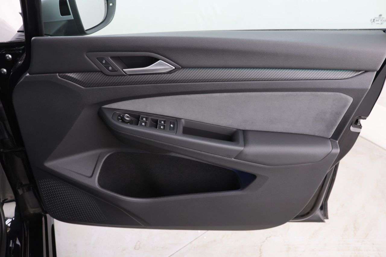 2022 VOLKSWAGEN GOLF 2022 VOLKSWAGEN GOLF