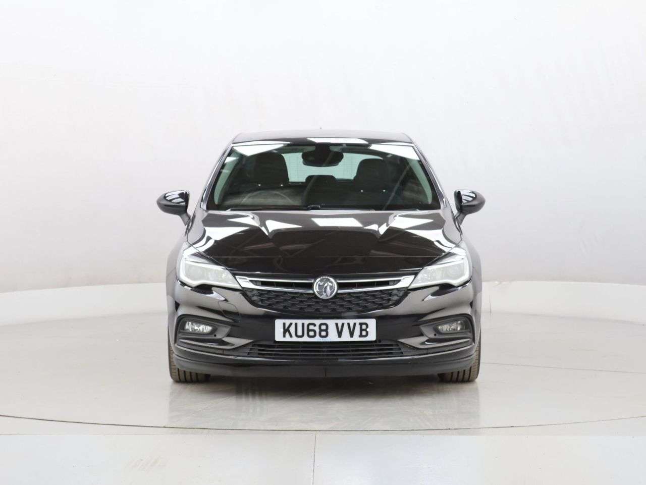 A 2018 VAUXHALL ASTRA 1.6 CDTi ecoTEC BlueInjection SRi Nav Hatchback 5dr Diesel Manual Euro 6 (s A 2018 VAUXHALL ASTRA 1.6 CDTi ecoTEC BlueInjection SRi Nav Hatchback 5dr Diesel Manual Euro 6 (s