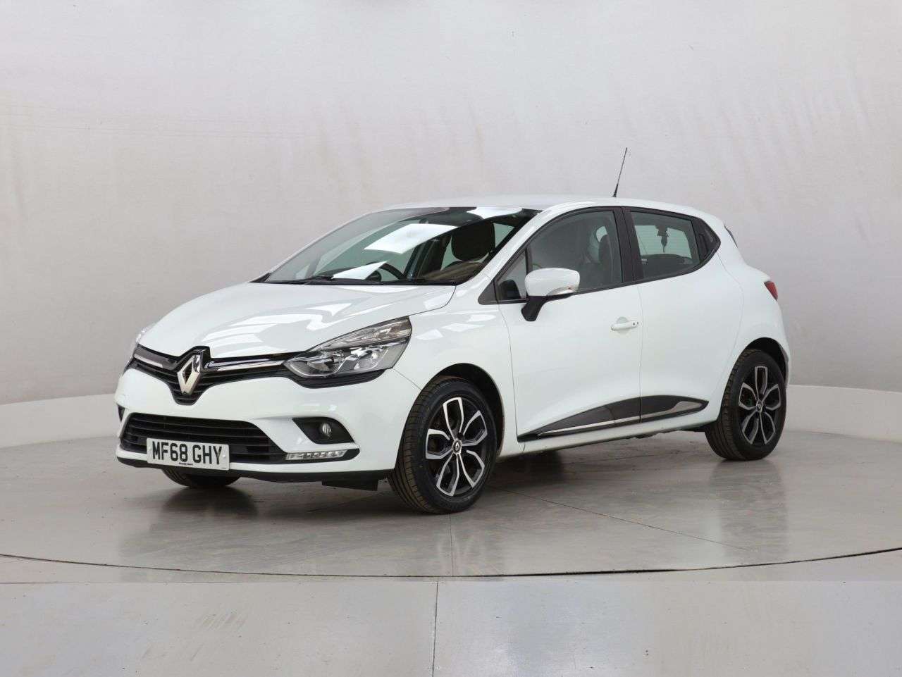 2018 RENAULT CLIO 2018 RENAULT CLIO
