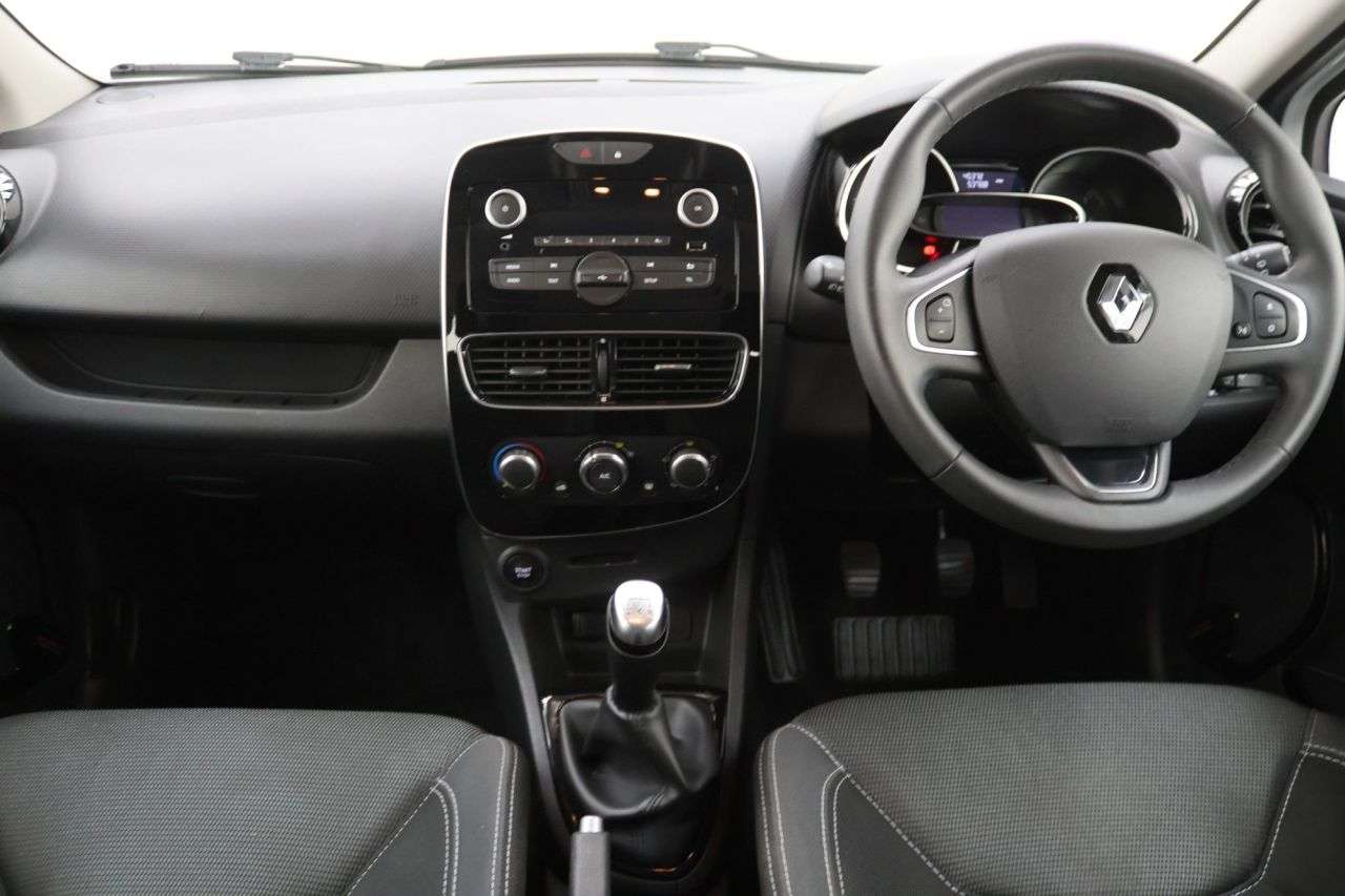 2018 RENAULT CLIO 2018 RENAULT CLIO