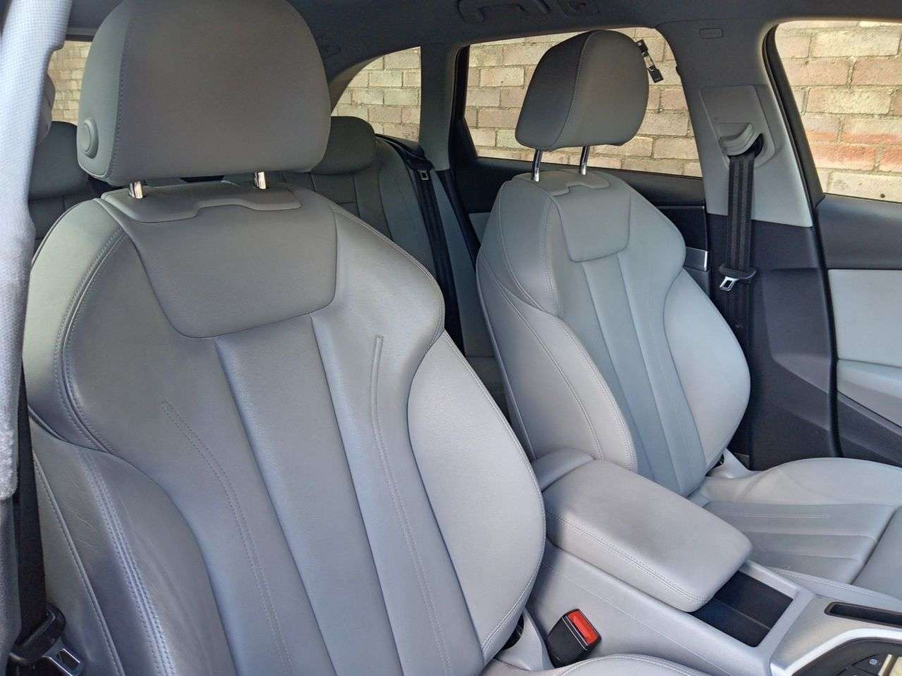 2021 AUDI A4 AVANT 2021 AUDI A4 AVANT