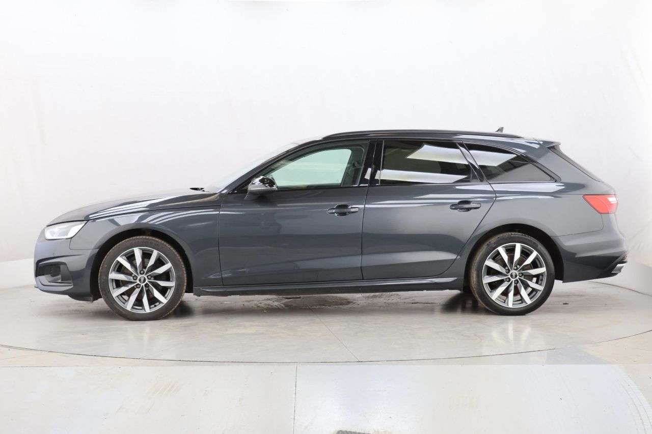 2021 AUDI A4 AVANT 2021 AUDI A4 AVANT