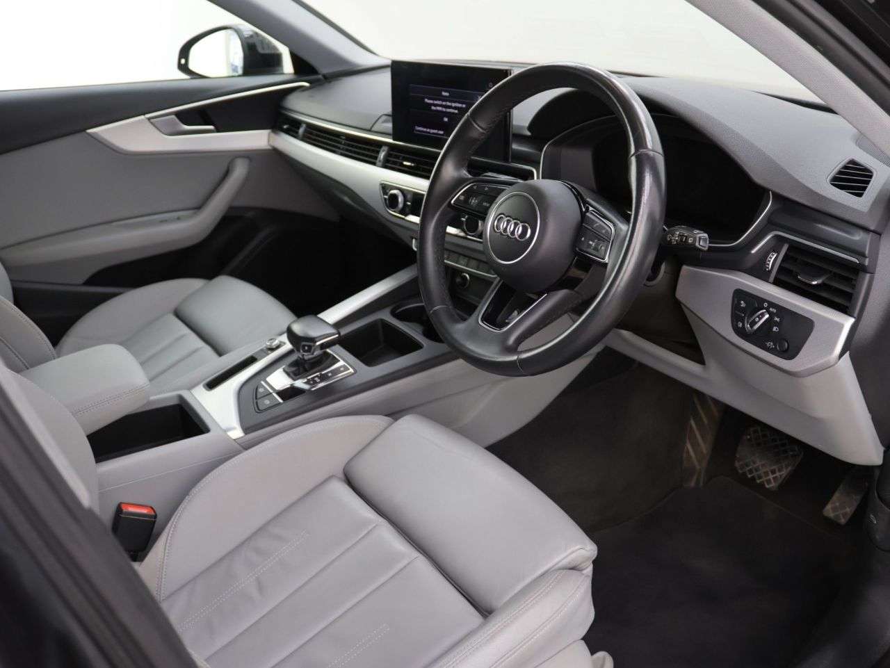 2021 AUDI A4 AVANT 2021 AUDI A4 AVANT