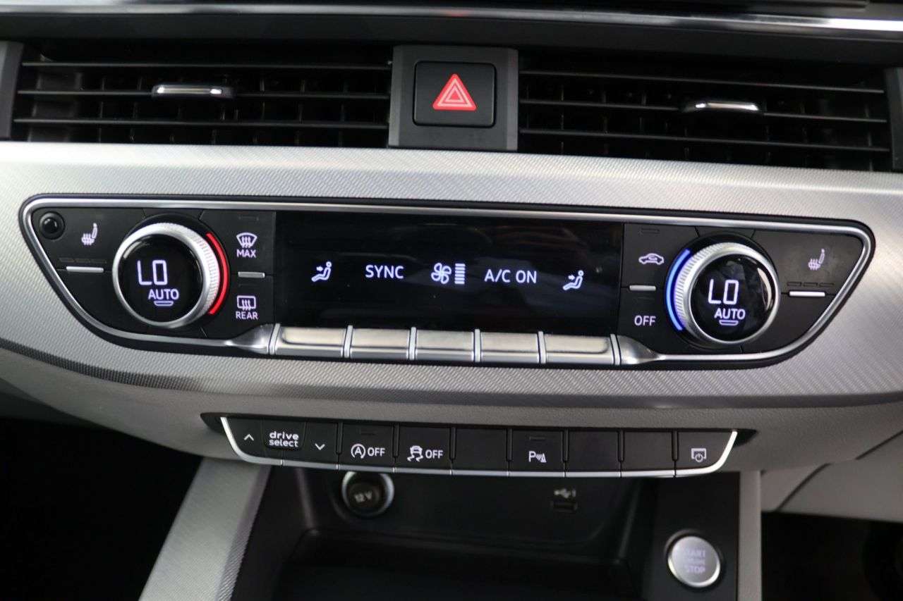 2021 AUDI A4 AVANT 2021 AUDI A4 AVANT